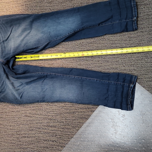 Torrid Boyfriend Jean's Size 16R - Picture 13 of 16